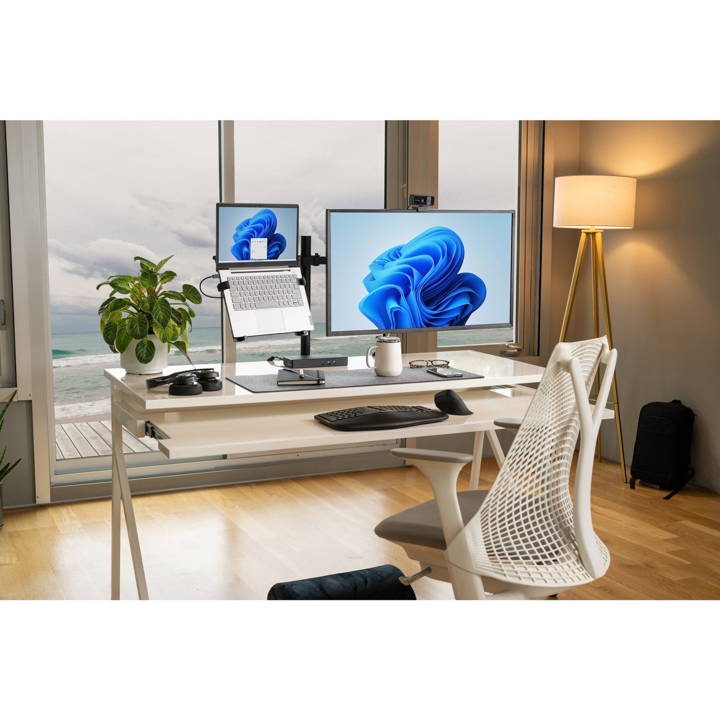 Kensington SmartFit® Ergo Dual Extended Monitor Arm