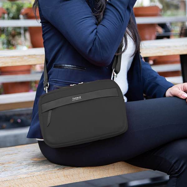 Targus Newport Pouch case Black