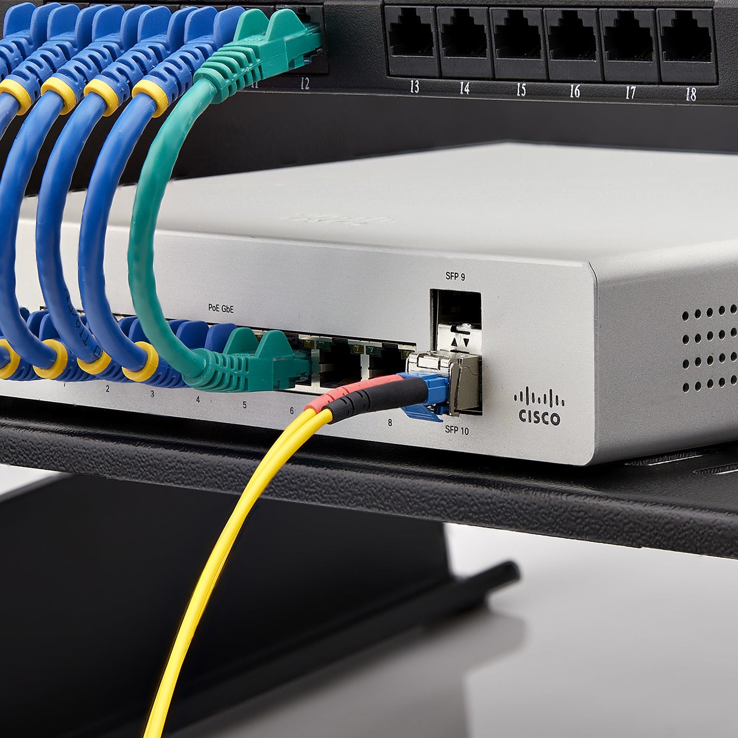 StarTech.com JL486A-ST network transceiver module Fiber optic 25780 Mbit/s SFP28 1310 nm