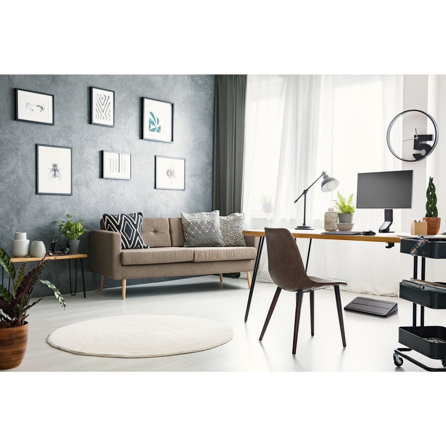 Kensington SmartFit® Space-Saving Single Monitor Arm