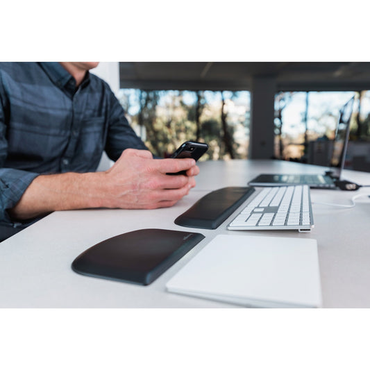 Kensington ErgoSoft™ Wrist Rest for Slim Keyboards