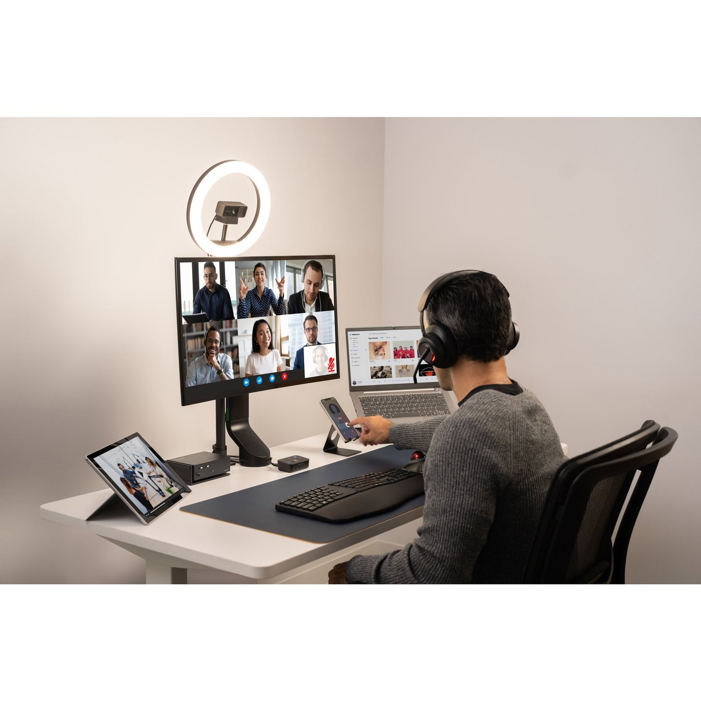 Kensington H3000 Headset Wireless Head-band Gaming USB Type-C Bluetooth Black