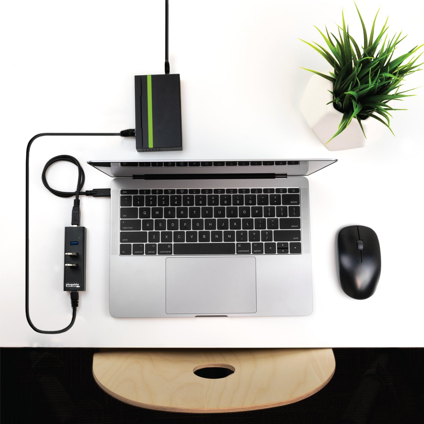 Plugable Technologies USB 3.0 Wired USB 3.2 Gen 1 (3.1 Gen 1) Type-B Black