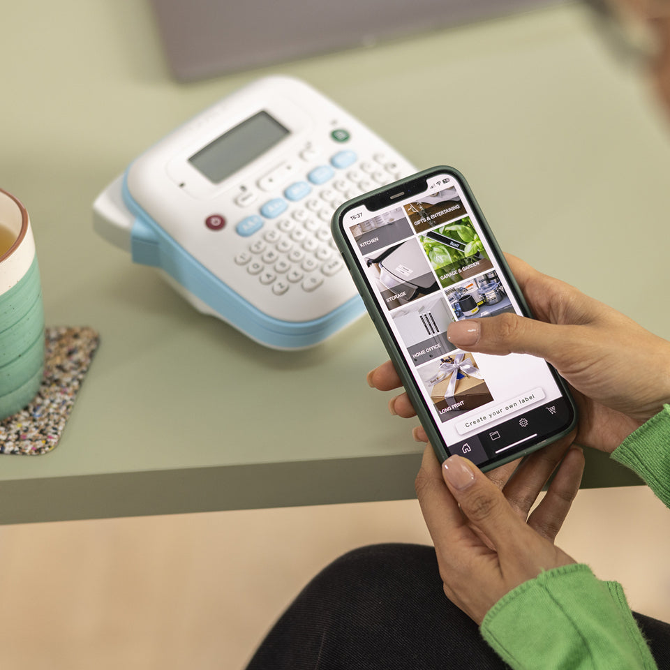 Brother PT-N25BT label printer Thermal transfer Color 180 x 180 DPI 12 mm/sec Wireless Bluetooth