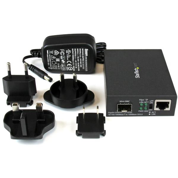 StarTech.com MCM1110SFP network media converter 1000 Mbit/s Multi-mode, Single-mode Black