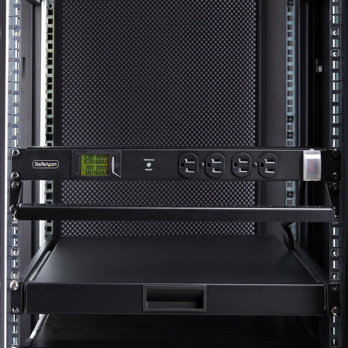 StarTech.com 16NM8-RACK-MOUNT-PDU power distribution unit (PDU) 16 AC outlet(s) 1U Black