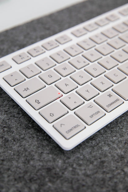 CHERRY JK-7110US-25 keyboard Home Bluetooth QWERTY English White