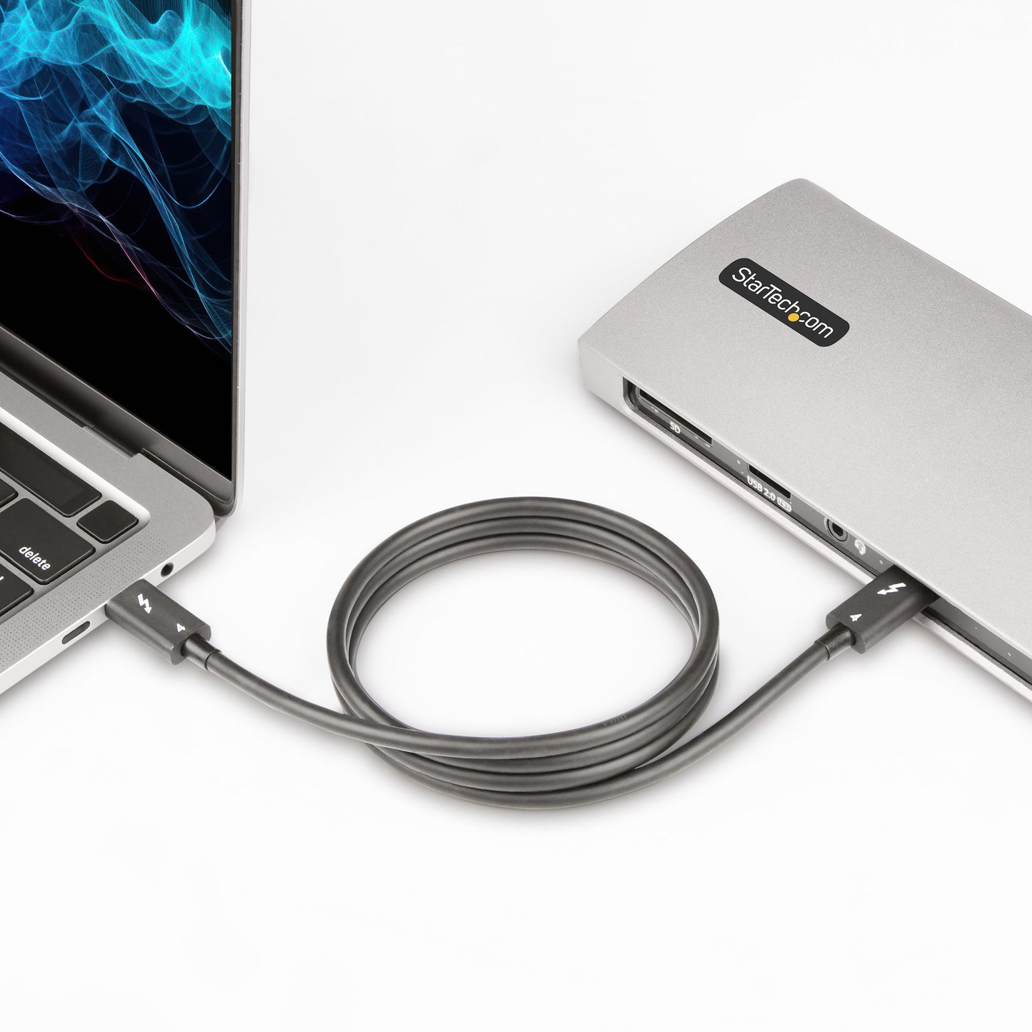 StarTech.com TBLT4MM1M Thunderbolt cable 39.4" (1 m) 40 Gbit/s Black