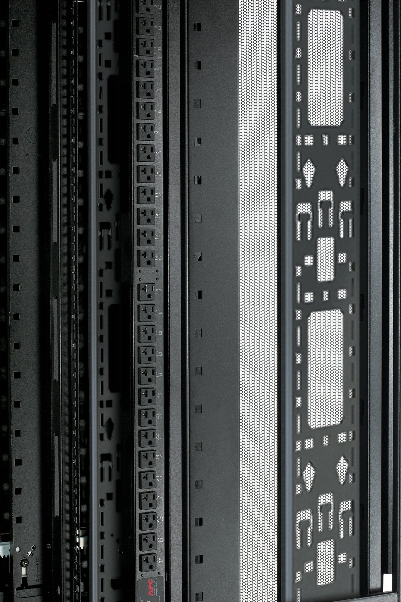 APC AR3100 rack cabinet 42U Freestanding rack Black