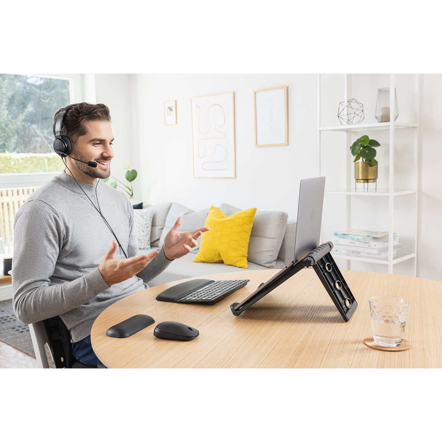 Kensington SmartFit® Conform™ Back Rest