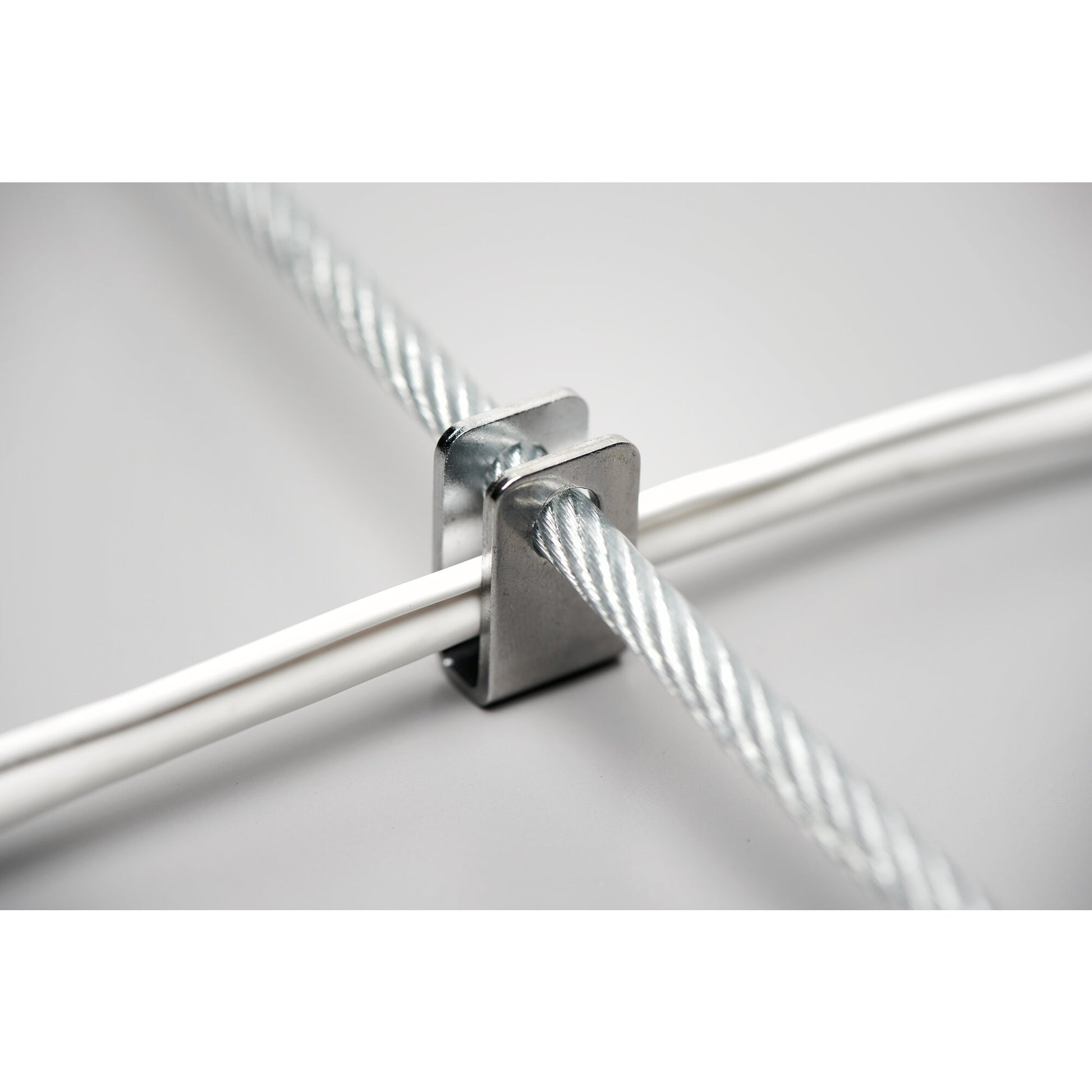 Kensington Mac Pro® and Pro Display XDR® Locking Kit