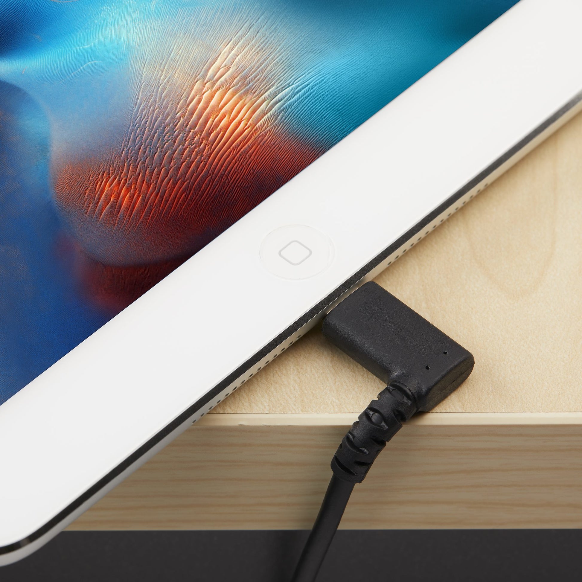 StarTech.com RUSBLTMM1MBR lightning cable 39.4" (1 m) Black
