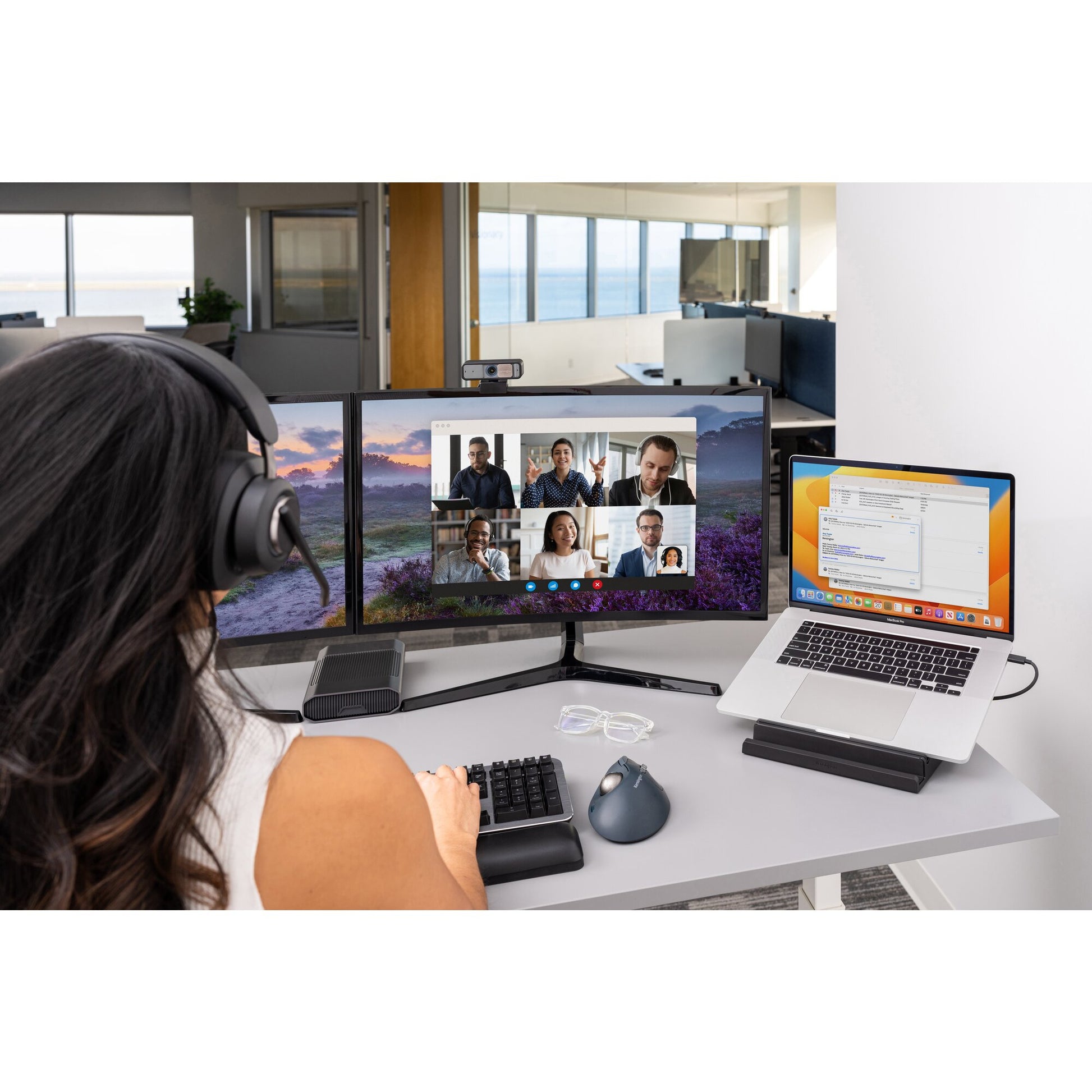 Kensington H3000 Headset Wireless Head-band Gaming USB Type-C Bluetooth Black