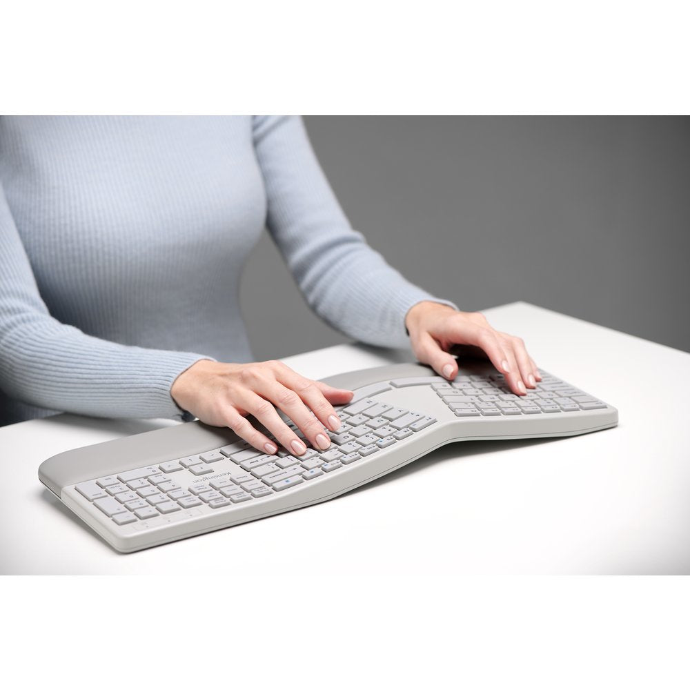 Kensington Pro Fit® Ergo Wireless Keyboard and Mouse—Gray