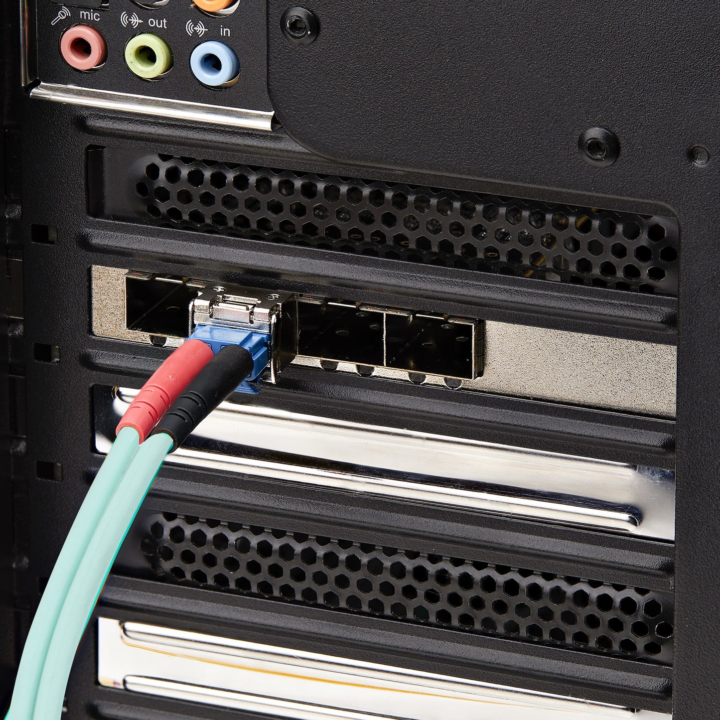 StarTech.com JL484A-ST network transceiver module Fiber optic 25780 Mbit/s SFP28 850 nm