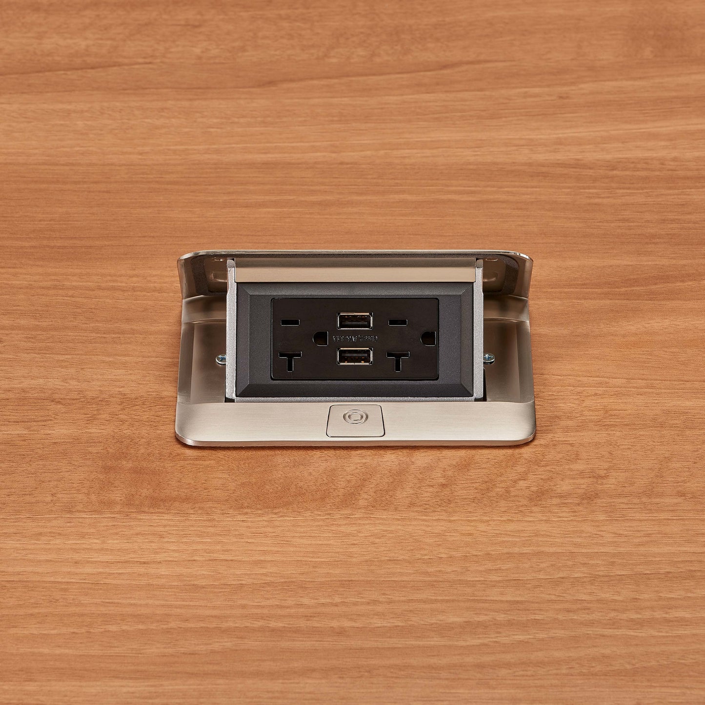 Middle Atlantic Products DQFP20UST socket-outlet