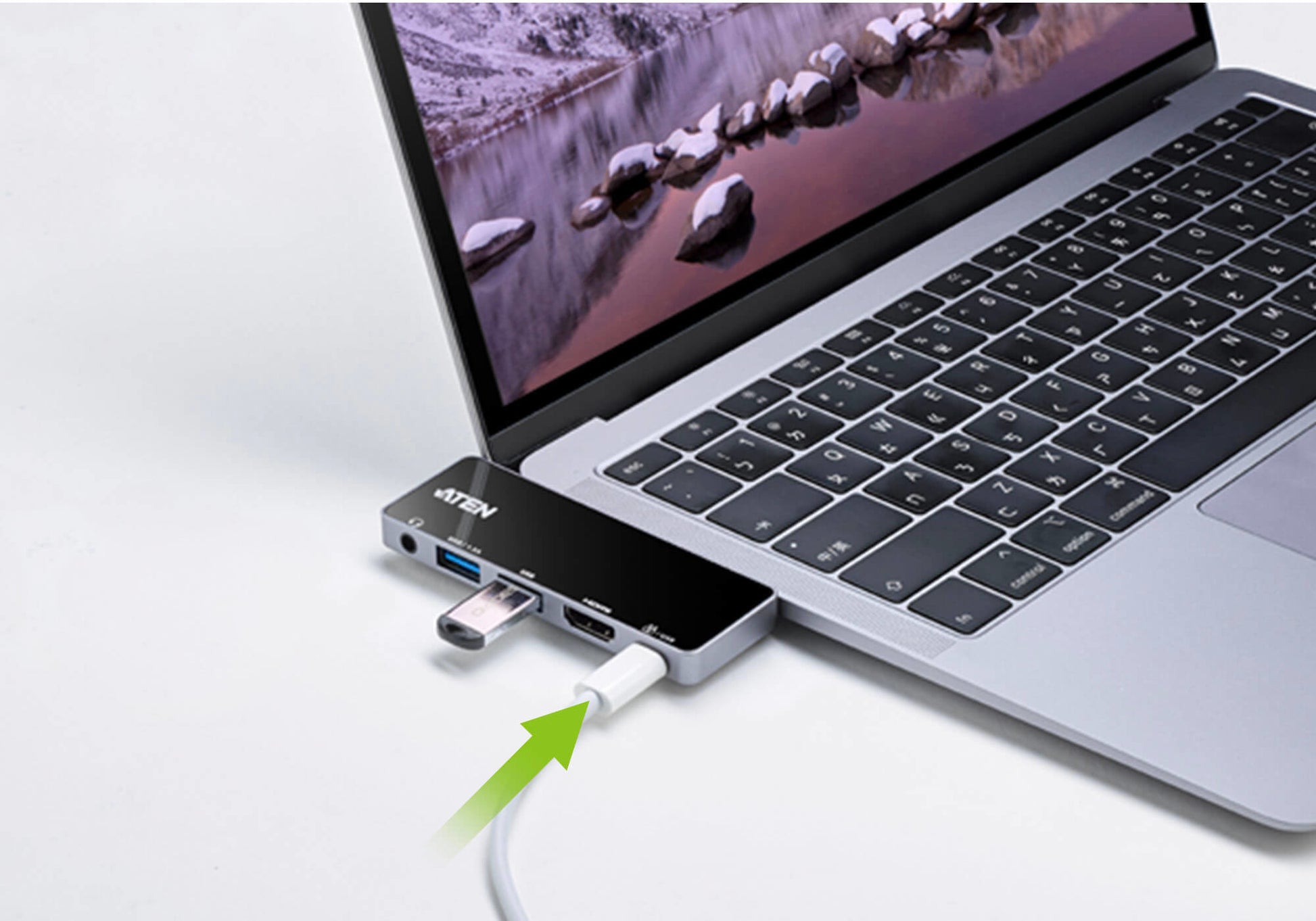 ATEN UH3238 laptop dock/port replicator Docking USB 3.2 Gen 1 (3.1 Gen 1) Type-C Black, Silver