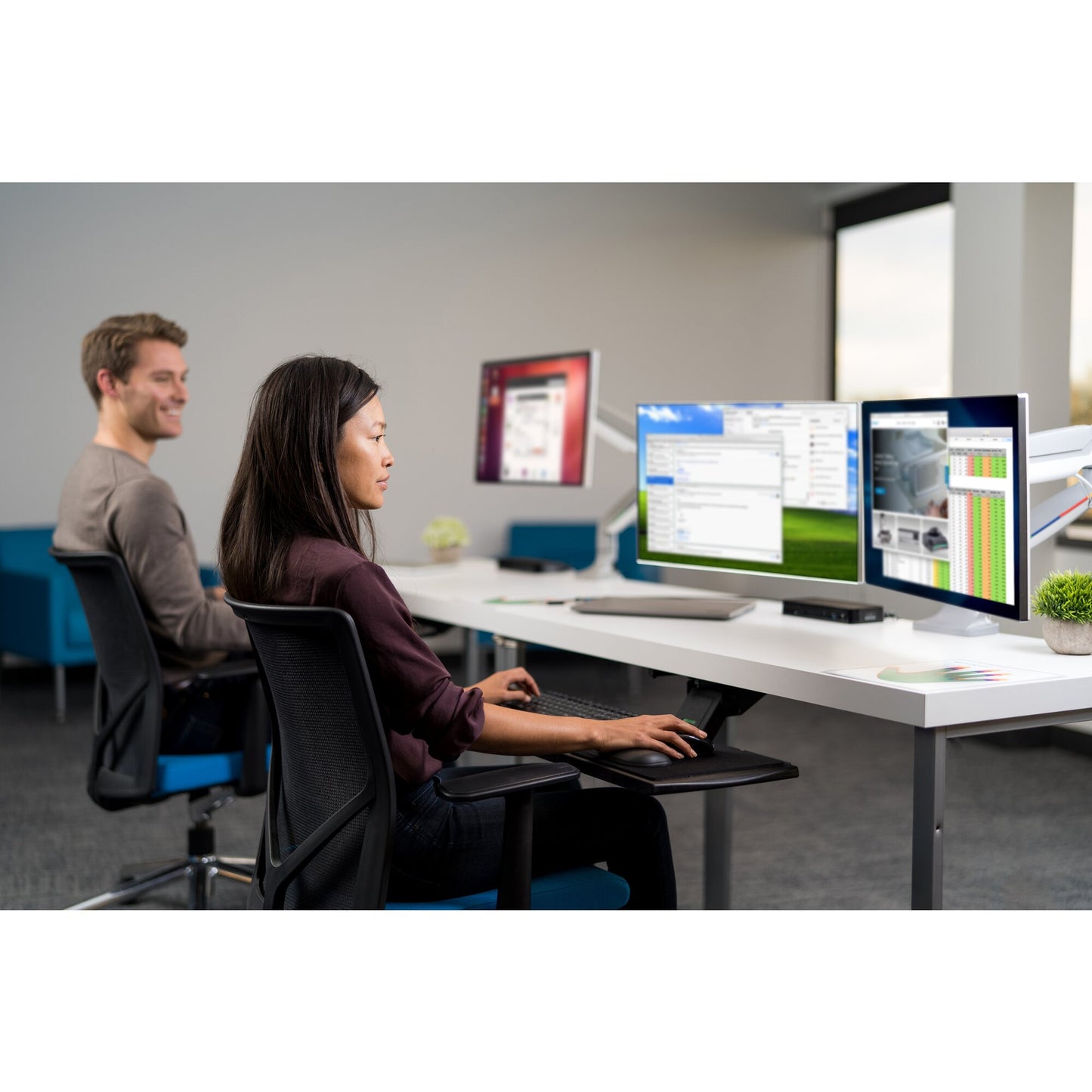 Kensington SmartFit® One-Touch Height Adjustable Dual Monitor Arm