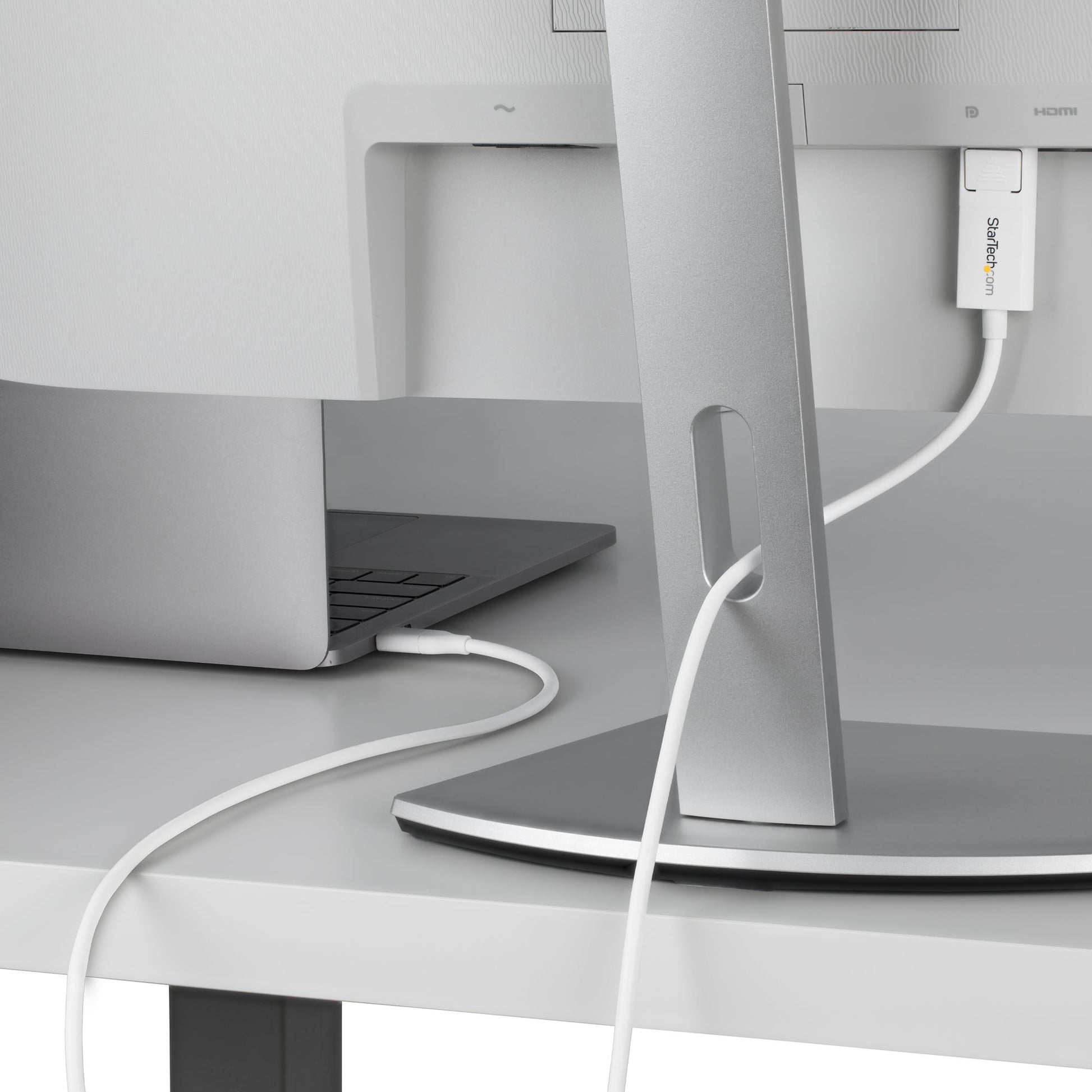 StarTech.com CDP2DP2MBW video cable adapter 74.8" (1.9 m) DisplayPort USB Type-C White