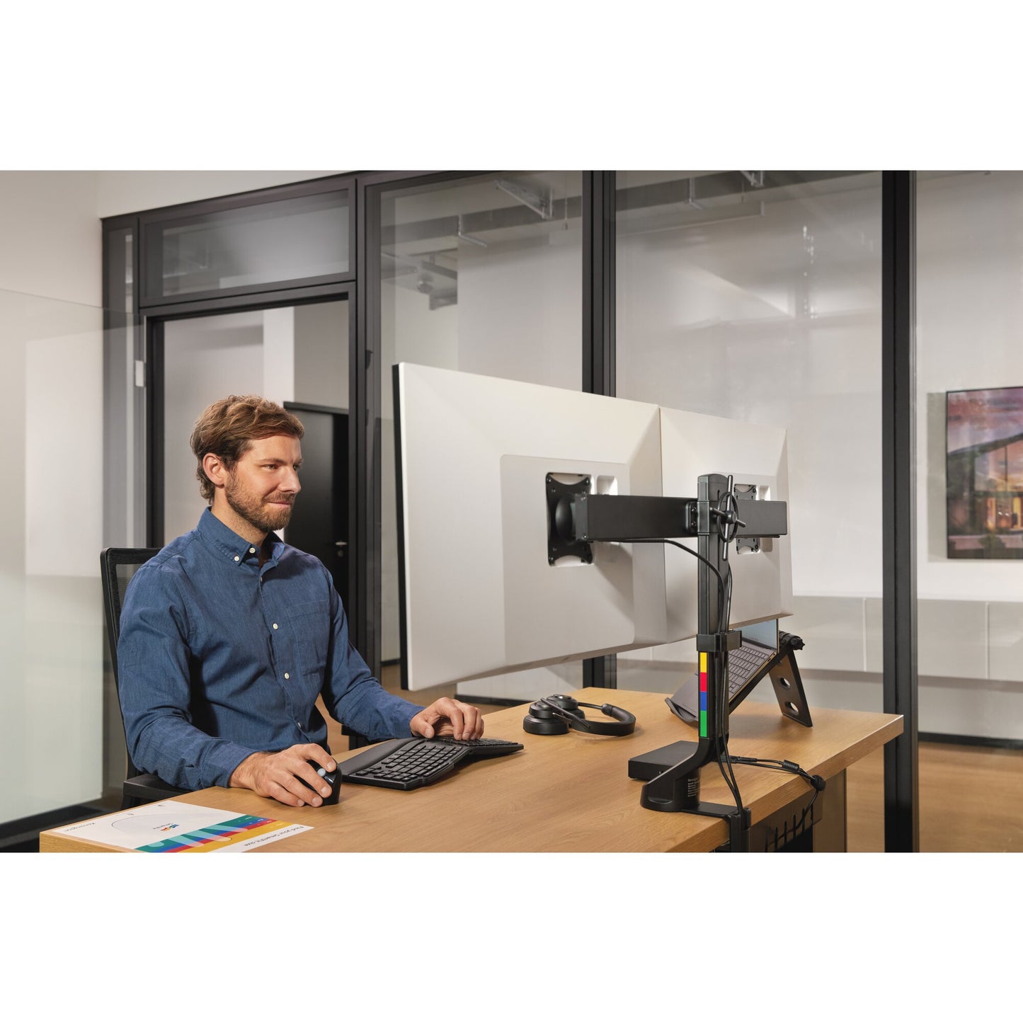 Kensington SmartFit® Space-Saving Dual Monitor Arm