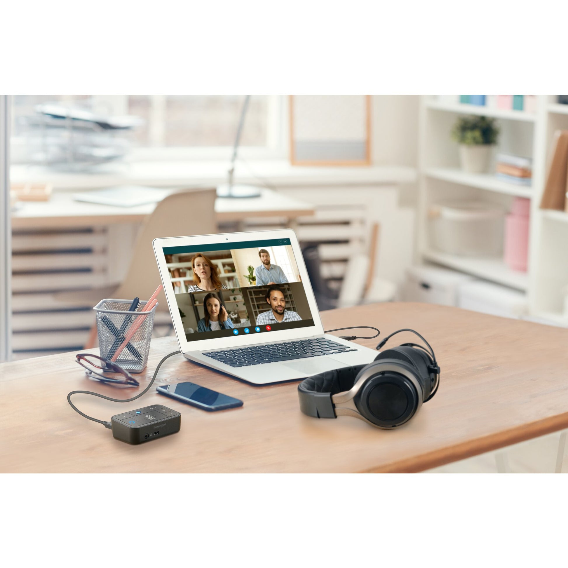Kensington K83300WW headphones/headset Control adapter Bluetooth Black