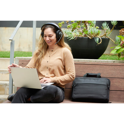 Kensington H3000 Headset Wireless Head-band Gaming USB Type-C Bluetooth Black