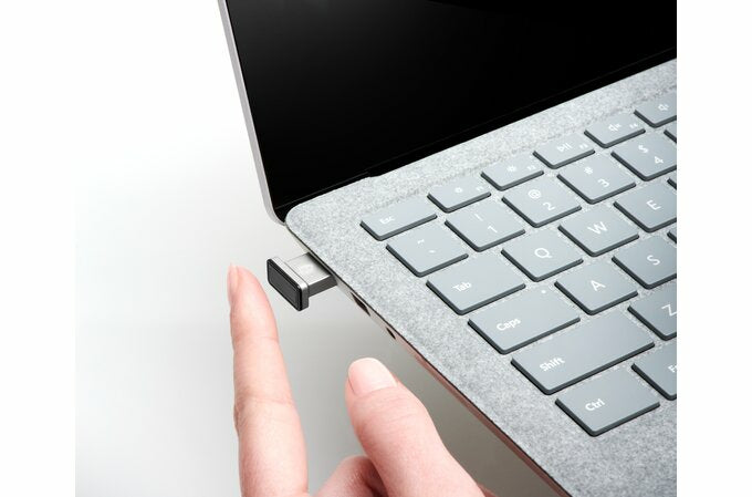 Kensington VeriMark™ IT Fingerprint Key - Windows Hello™ & Windows Hello for Business™