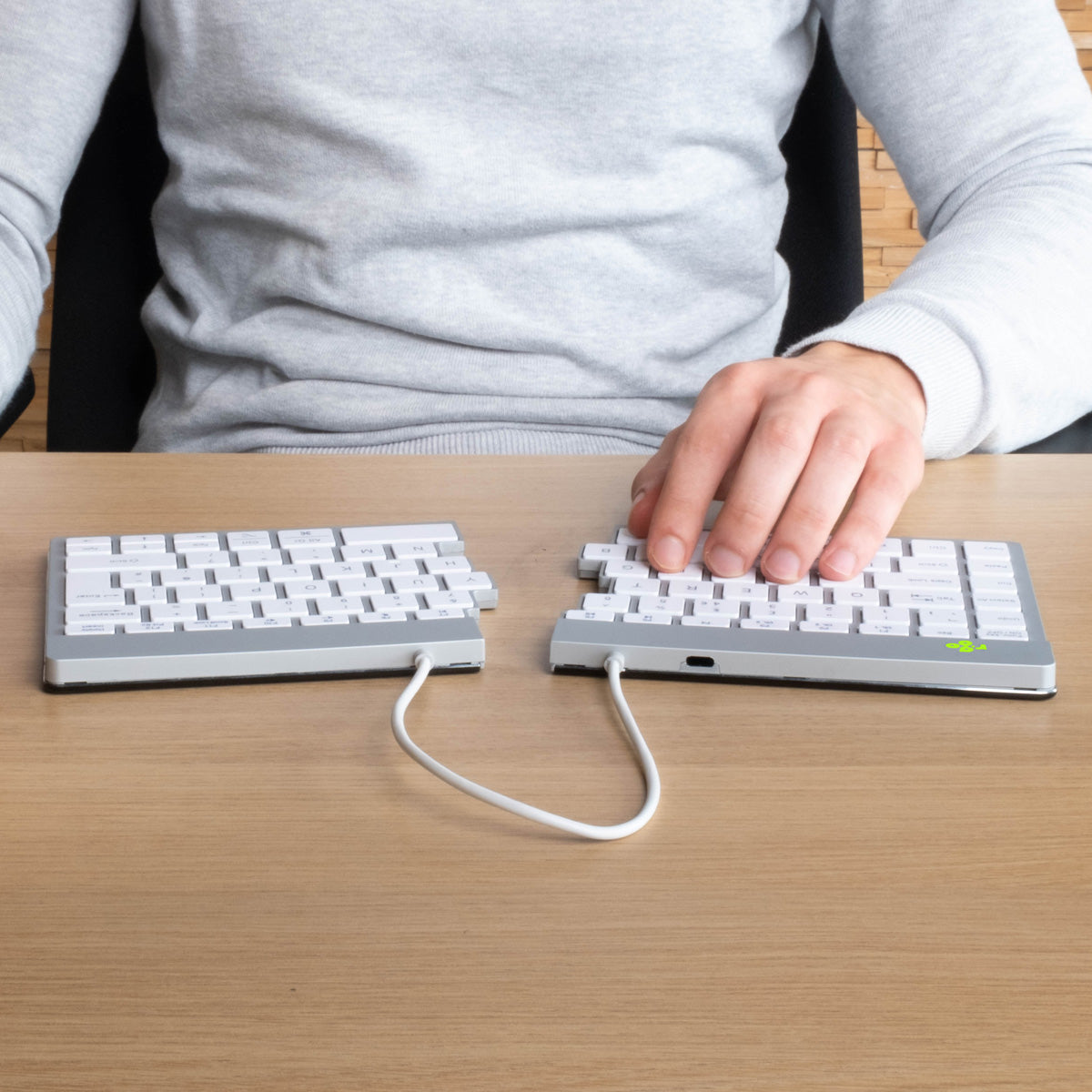 R-Go Tools Ergonomic keyboard R-Go Split Break with break software, ergonomic split keyboard, QWERTY (US), Bluetooth, white